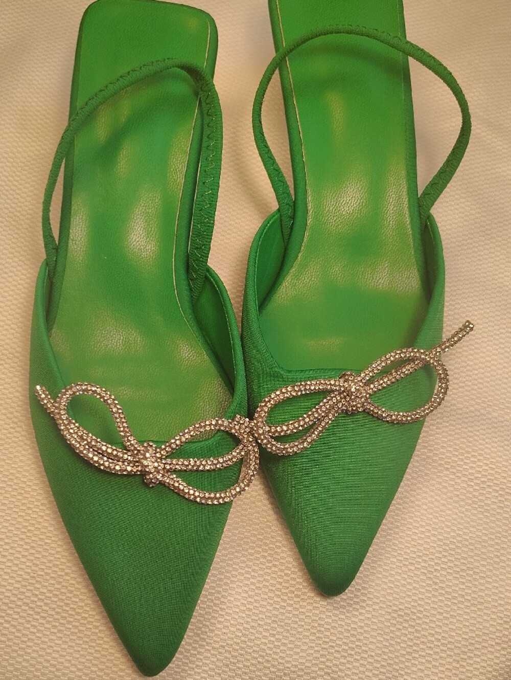 Emerald Green Pointed Toe Flats with Crystal Bow Accent - Picture 4 of 6
